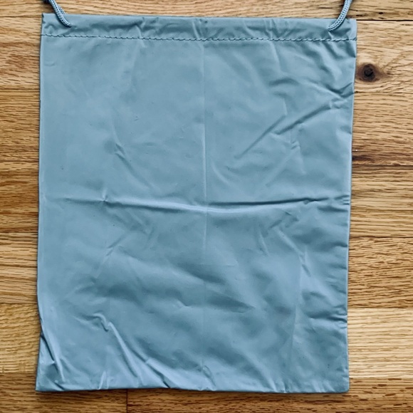 Prada dust bag 13.5 x 15๐ป๐ ๐ - Picture 2 of 2